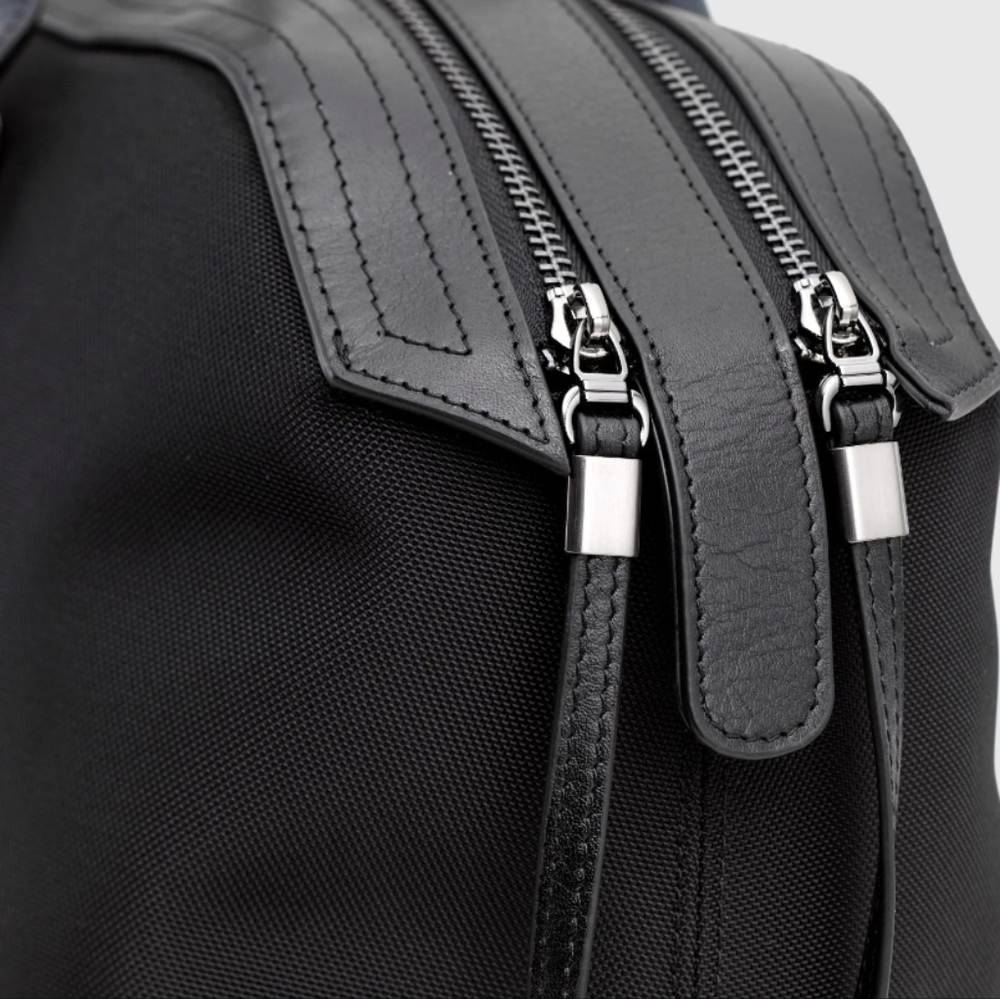 The Ivens Travel Bag in Nylon and Leather - Picture 9 of 9